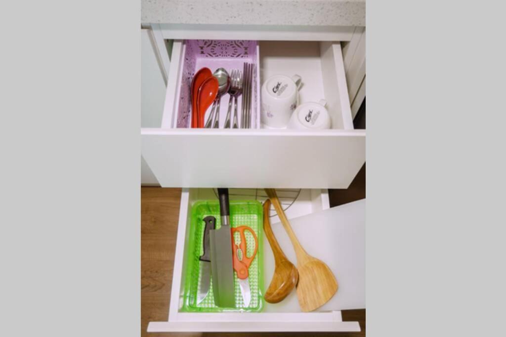 Apple Home 2 At Menara Simfoni, King Size Bed, Cheras, Nexflix, Wifi, Parking سيري كيمبانغان المظهر الخارجي الصورة