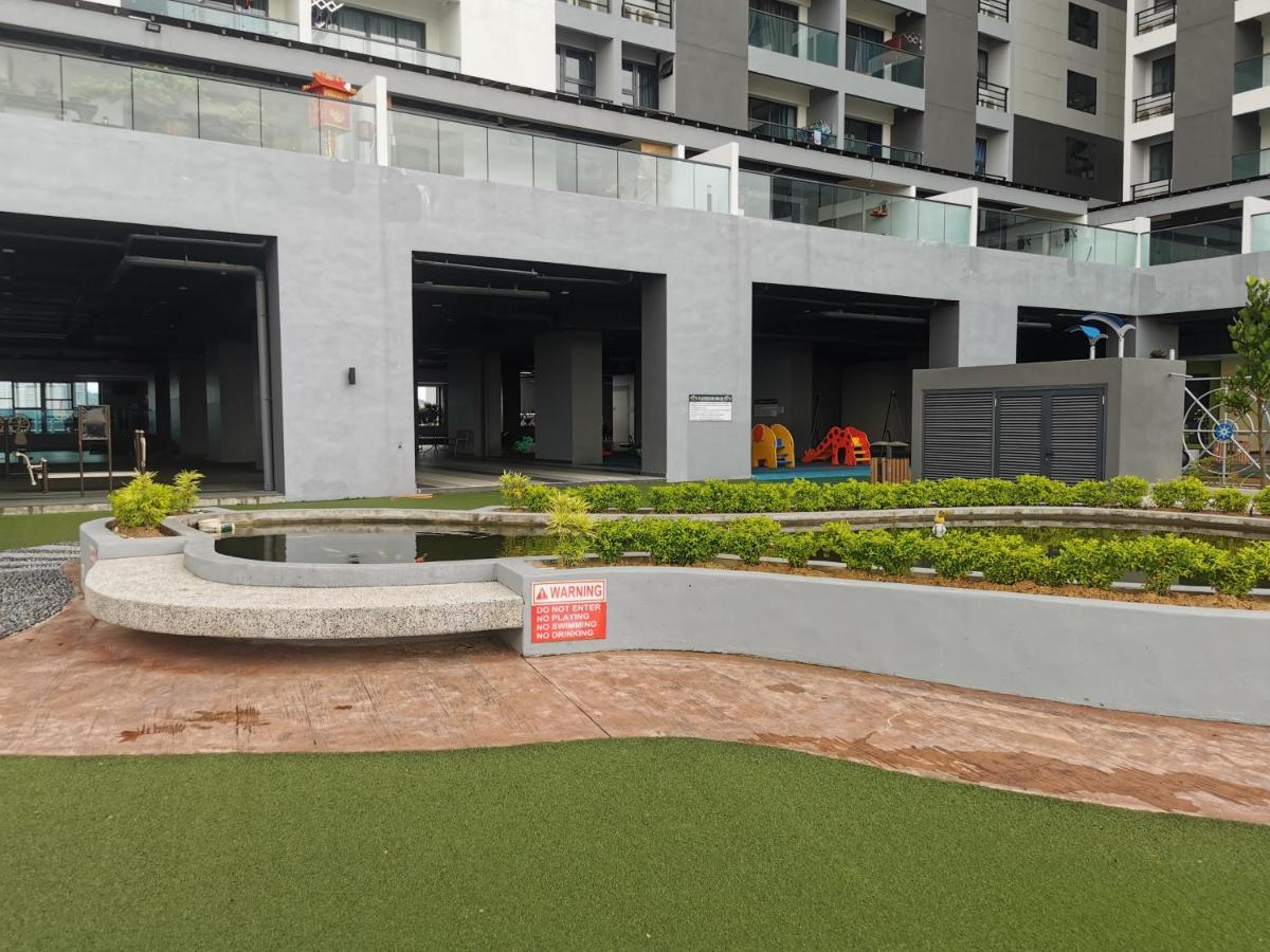 Apple Home 2 At Menara Simfoni, King Size Bed, Cheras, Nexflix, Wifi, Parking سيري كيمبانغان المظهر الخارجي الصورة